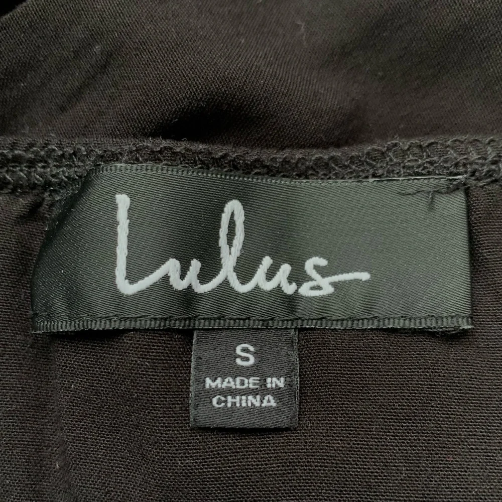 Lulu’s Learning To Fly Black Halter Jumsuit - Picture 3 of 5